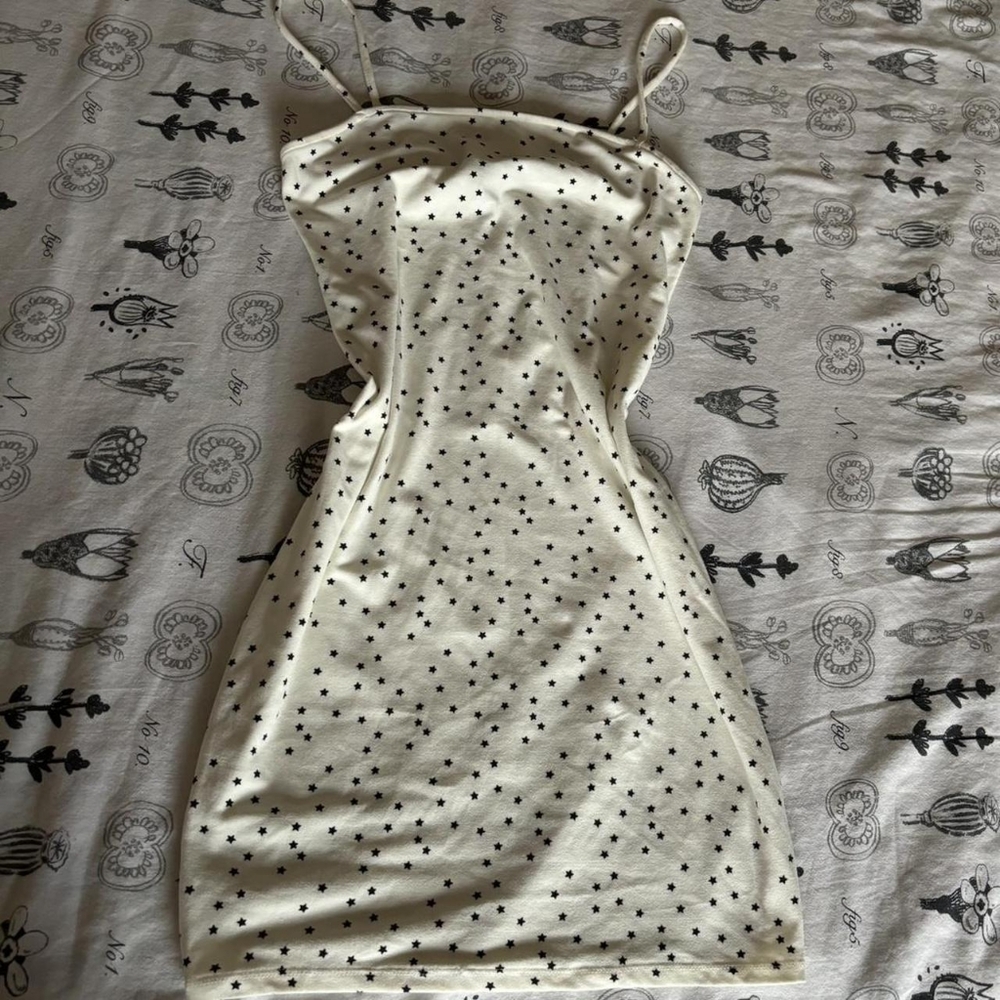 Women's Cream and White Dress